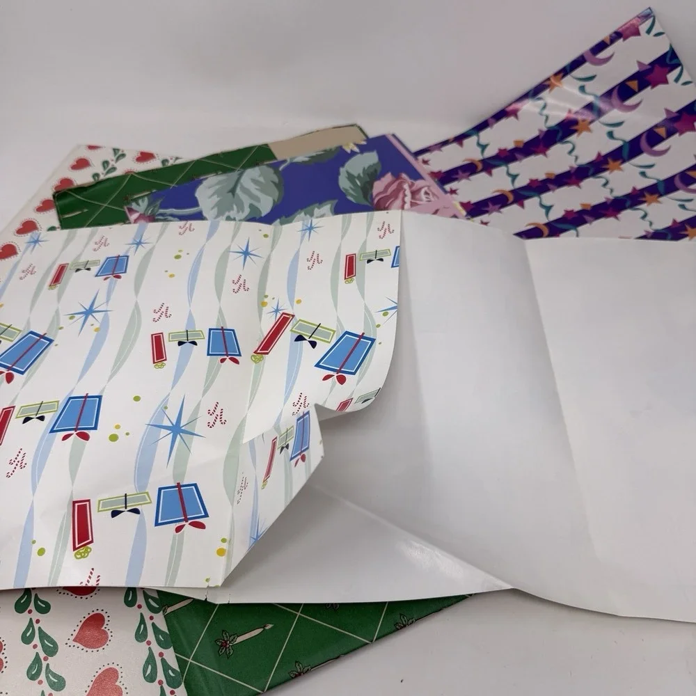 Vintage Lot  Folded Wrapping Paper Gift Wrap Hearts Winter Green‎ Berries